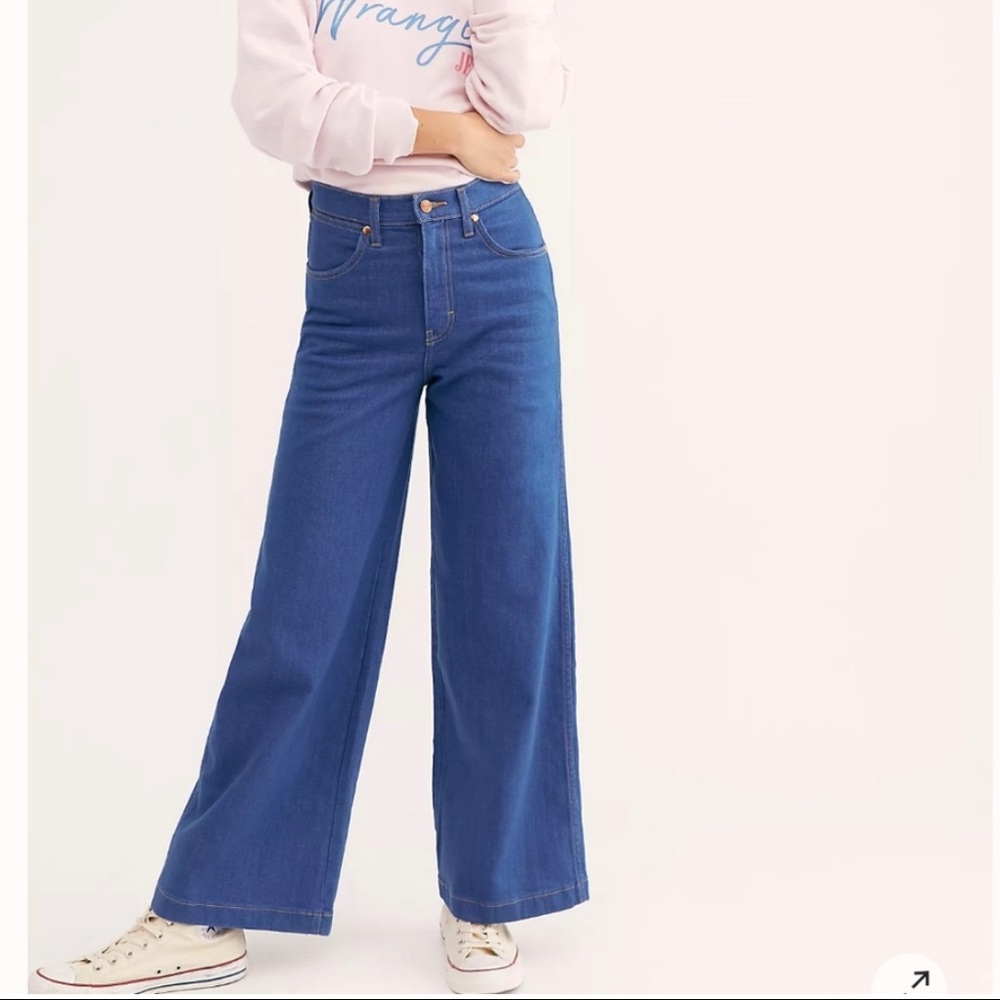 Wrangler high rise wide leg low dip rinse jeans
